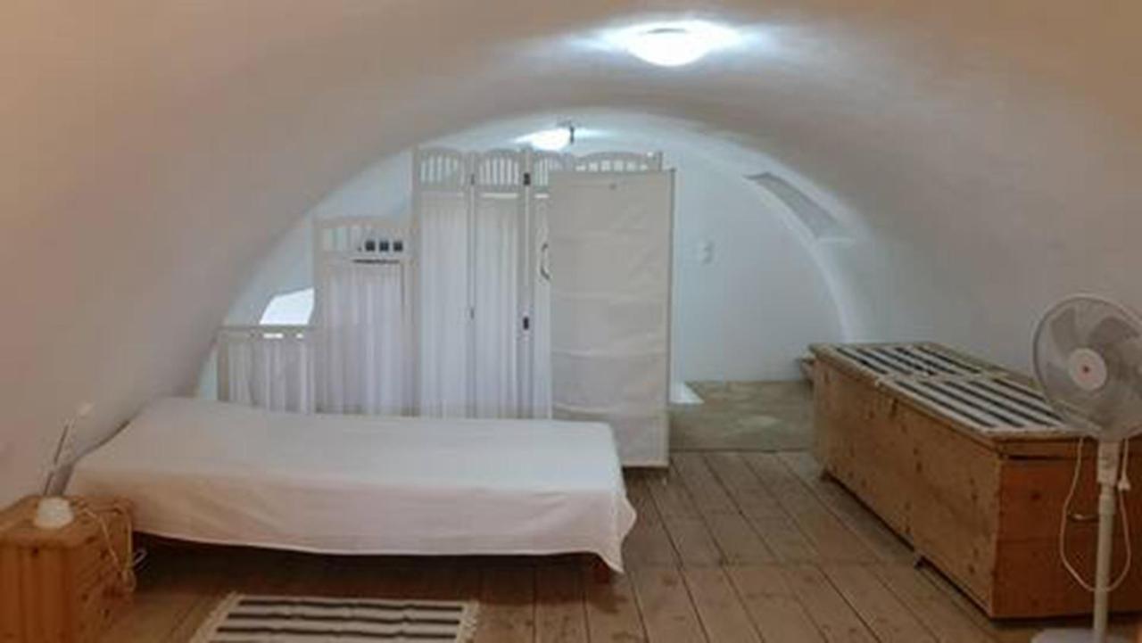 Lovely Traditionnal House With Sea View Τυρός Εξωτερικό φωτογραφία