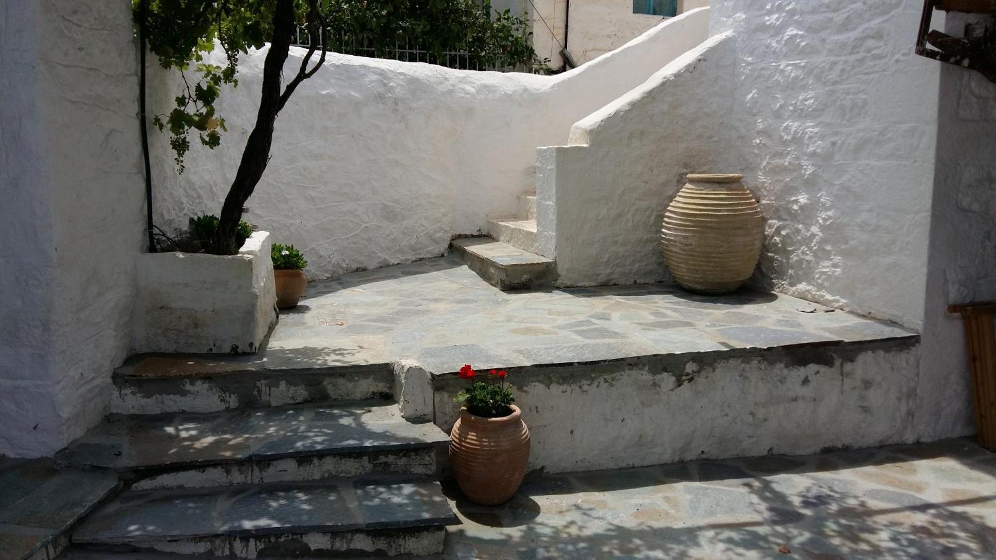 Lovely Traditionnal House With Sea View Τυρός Εξωτερικό φωτογραφία