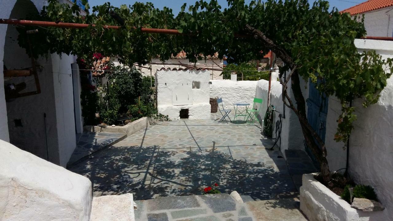 Lovely Traditionnal House With Sea View Τυρός Εξωτερικό φωτογραφία