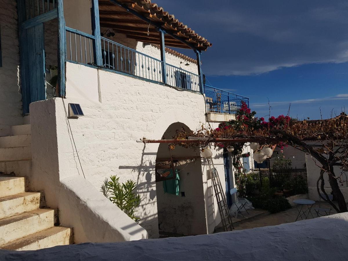 Lovely Traditionnal House With Sea View Τυρός Εξωτερικό φωτογραφία