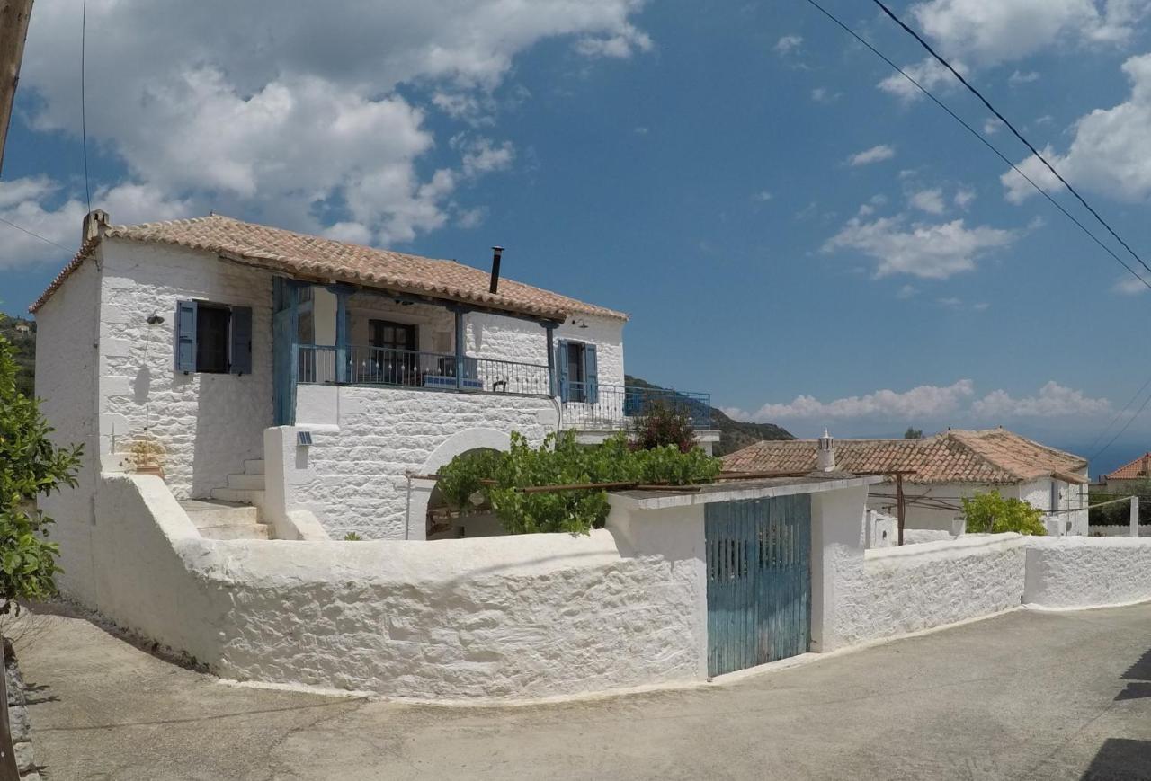 Lovely Traditionnal House With Sea View Τυρός Εξωτερικό φωτογραφία